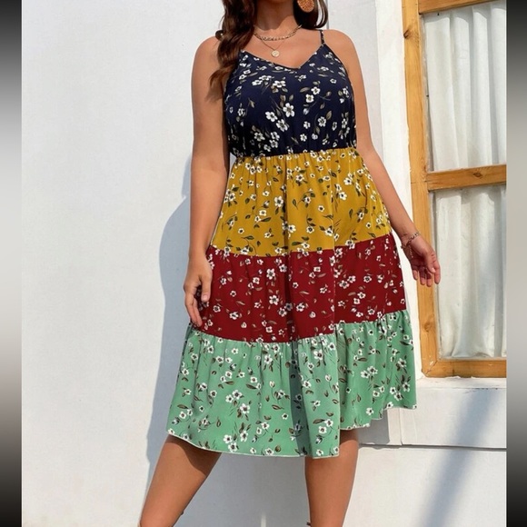 Boho Plus Size Floral Print Colorblock Tiered Cami Dress - Picture 6 of 7